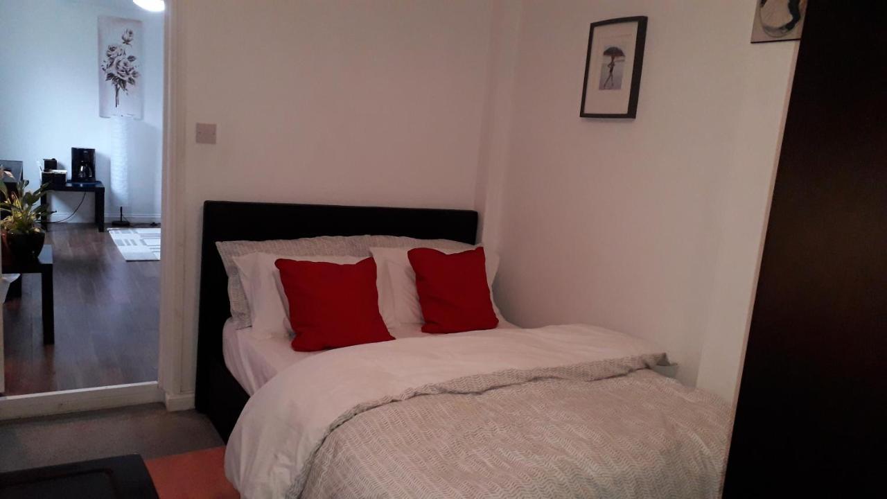 Cosy London Holiday Home Εξωτερικό φωτογραφία